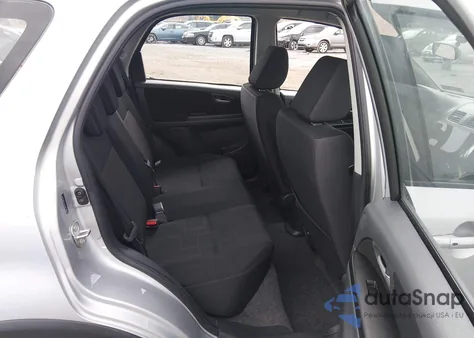 2010 Suzuki Sx4 Touring из США, поврежденный, VIN JS2YB5A78A6310729